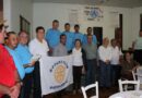 Rotary Club de Saudades auxiliou na realização do bingo e fez a doação de valor para auxiliar nas atividades dos AA