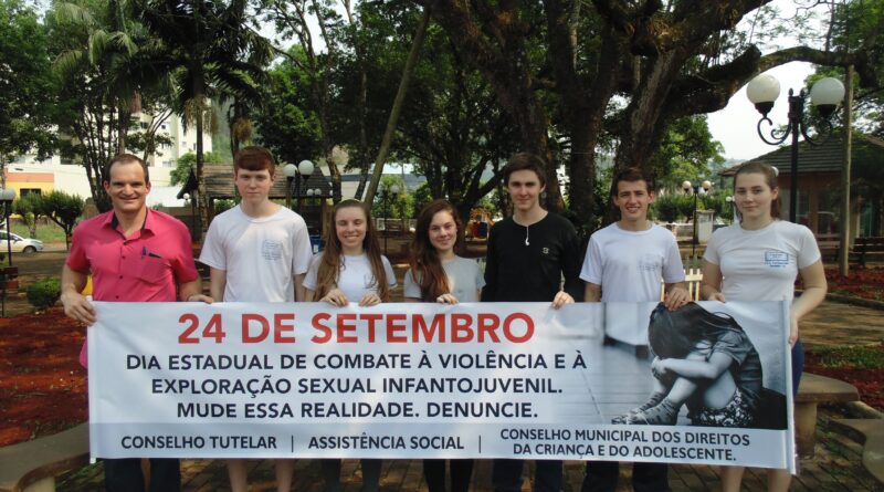 Ação foi realizada pelo Conselho Municipal dos Direitos da Criança e do Adolescente, em parceria com a Assistência Social e alunos da EEB Rodrigues Alves