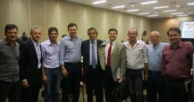 Prefeito Daniel Kothe esteve, junto com lideranças locais, em Florianópolis, reunido com parlamentares, governador e ministro da justiça
