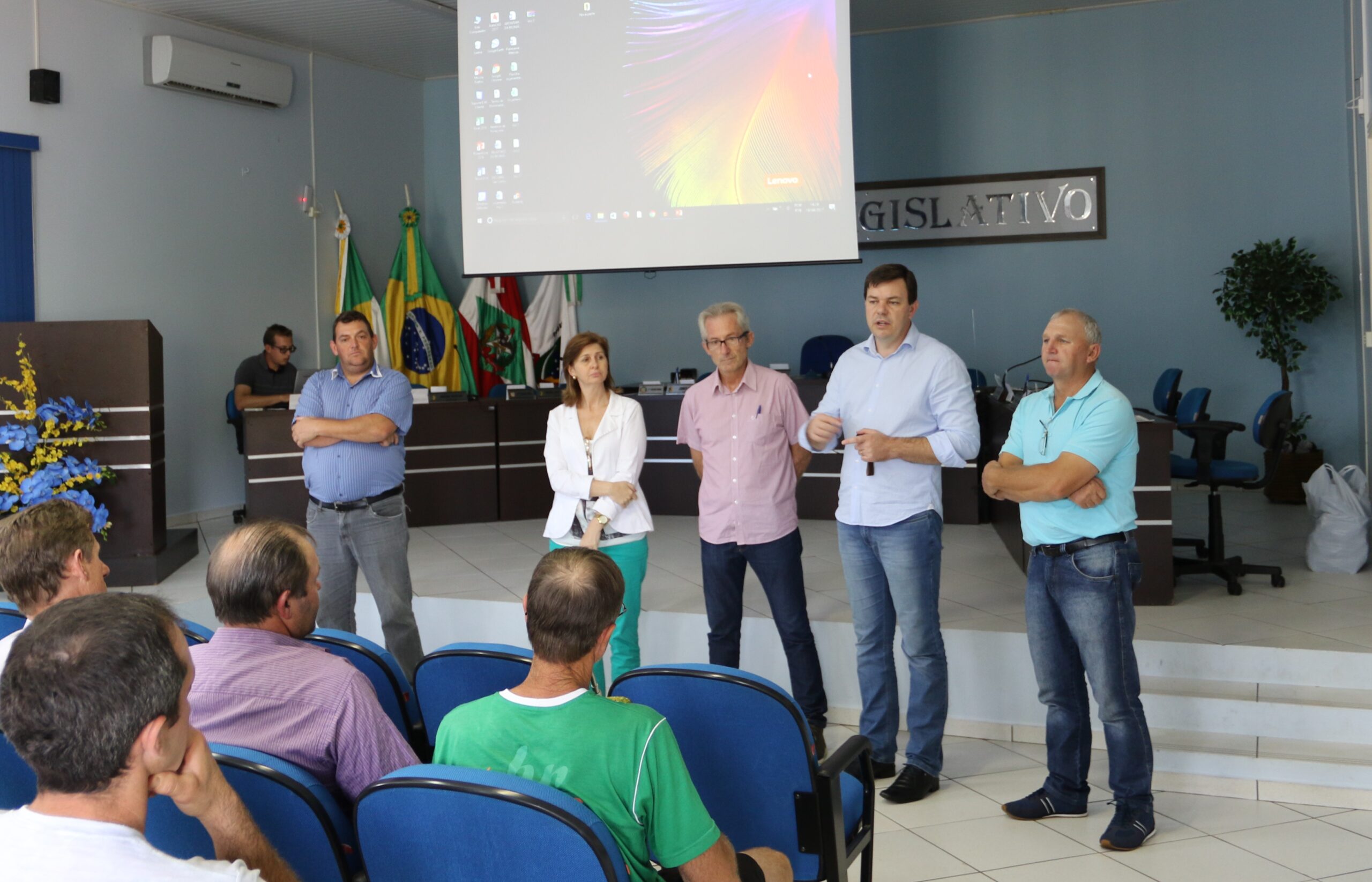 Prefeito Daniel e autoridades municipais destacaram a importância da participação do Conselho de Agricultura na tomada de decisões