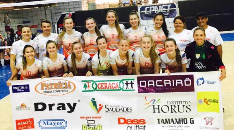 Equipe da categoria Infantil do voleibol saudadense conquistou título na cidade de Cunha Porã