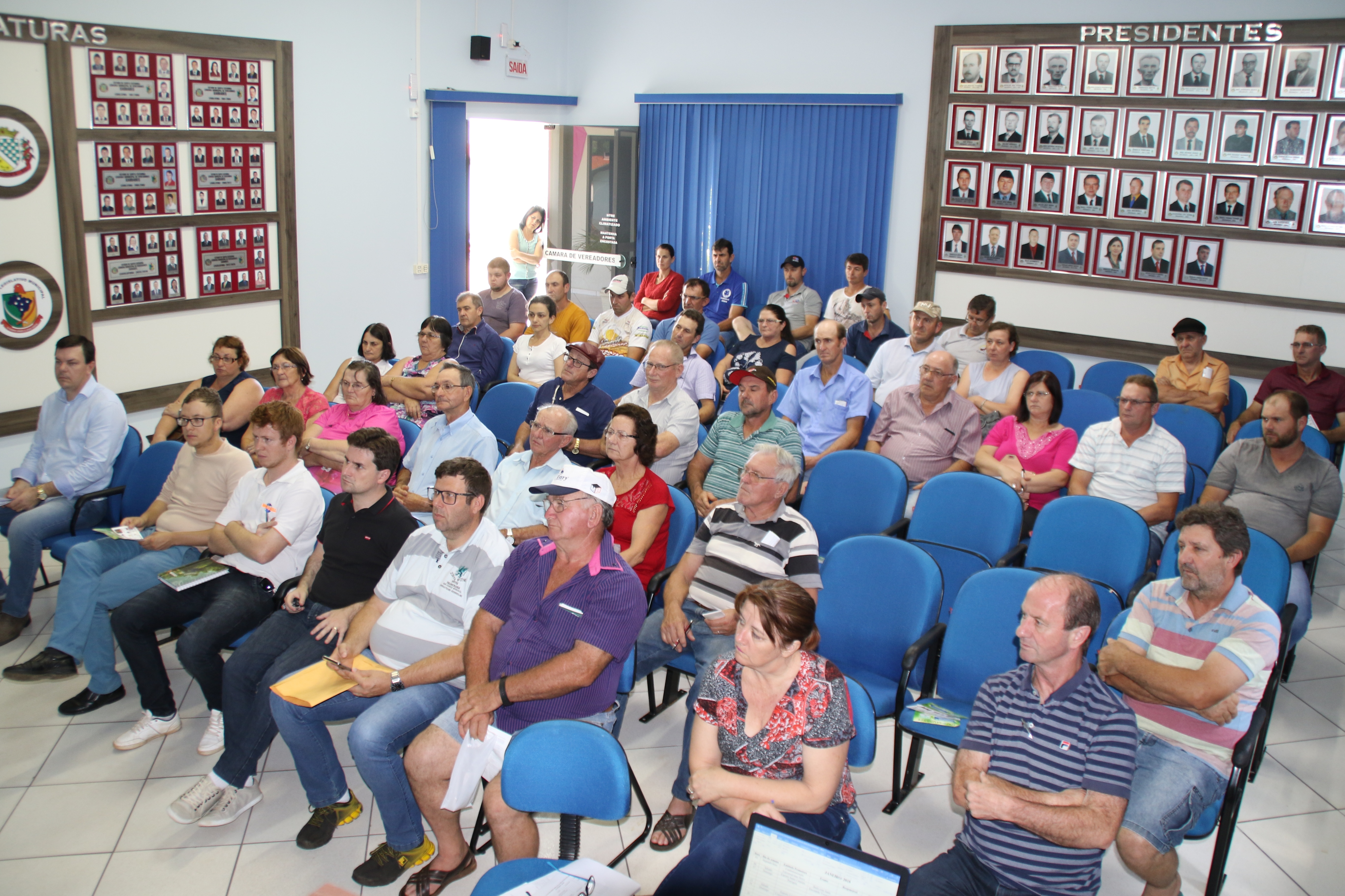 Evento reuniu representantes do poder público, comunidades, entidades e clubes de serviço do município