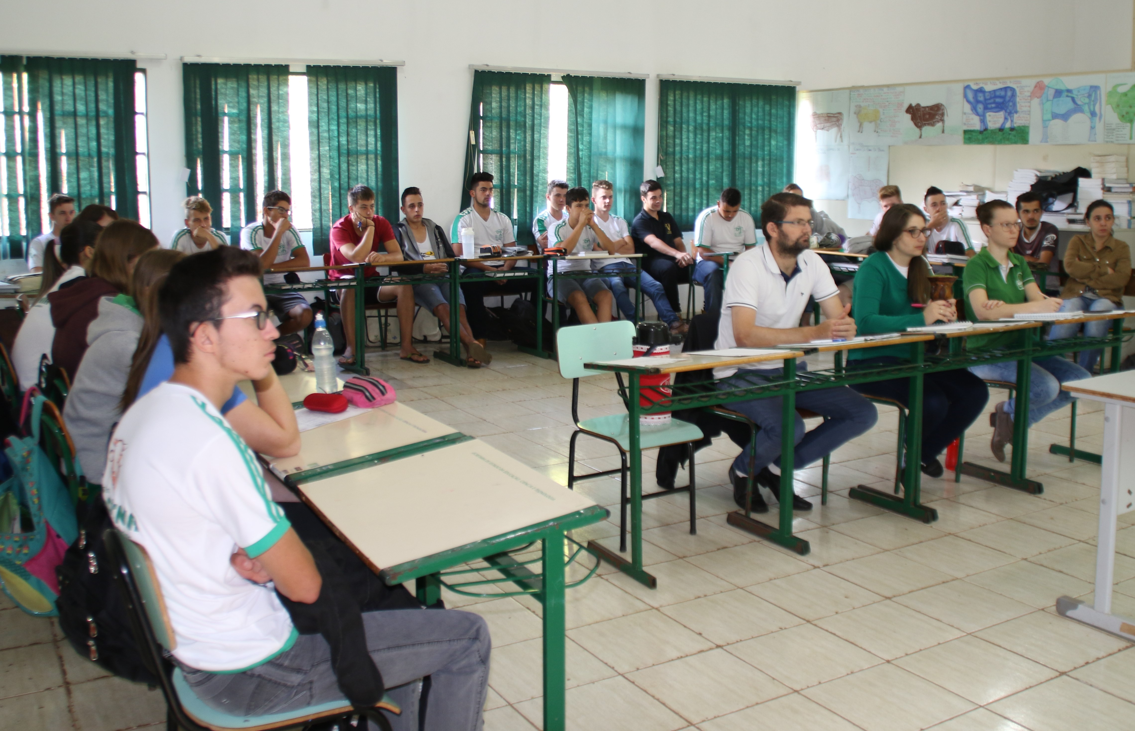 Professores e alunos participaram das apresentações