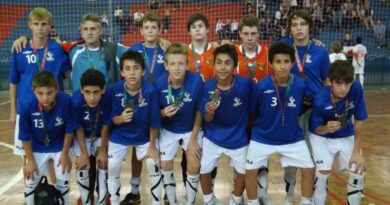 Atletas saudadenses conquistaram o 3º lugar no futsal, na etapa regional dos JESC
