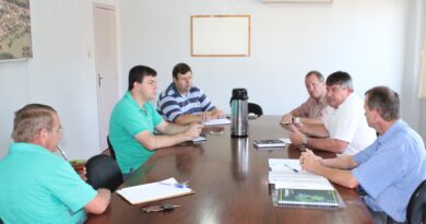 Representantes da Administração Municipal e da diretoria do Hospital Saudades reuniram-se para discutir diretrizes para este ano