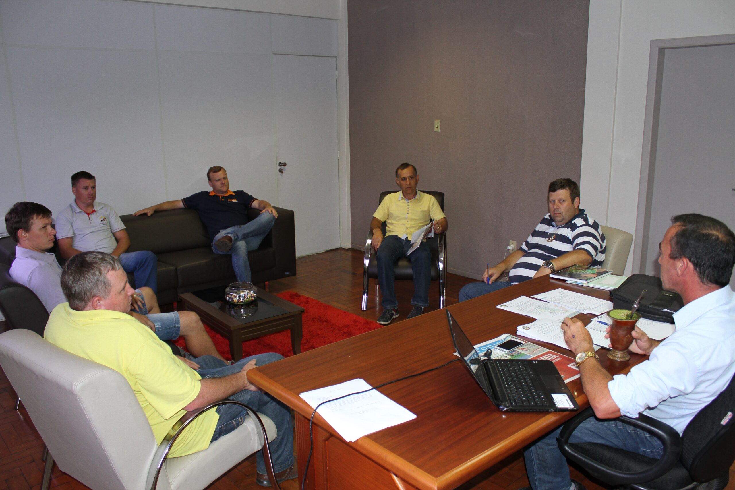 Vereadores reuniram-se com o prefeito em exercício, Osmar Prestes