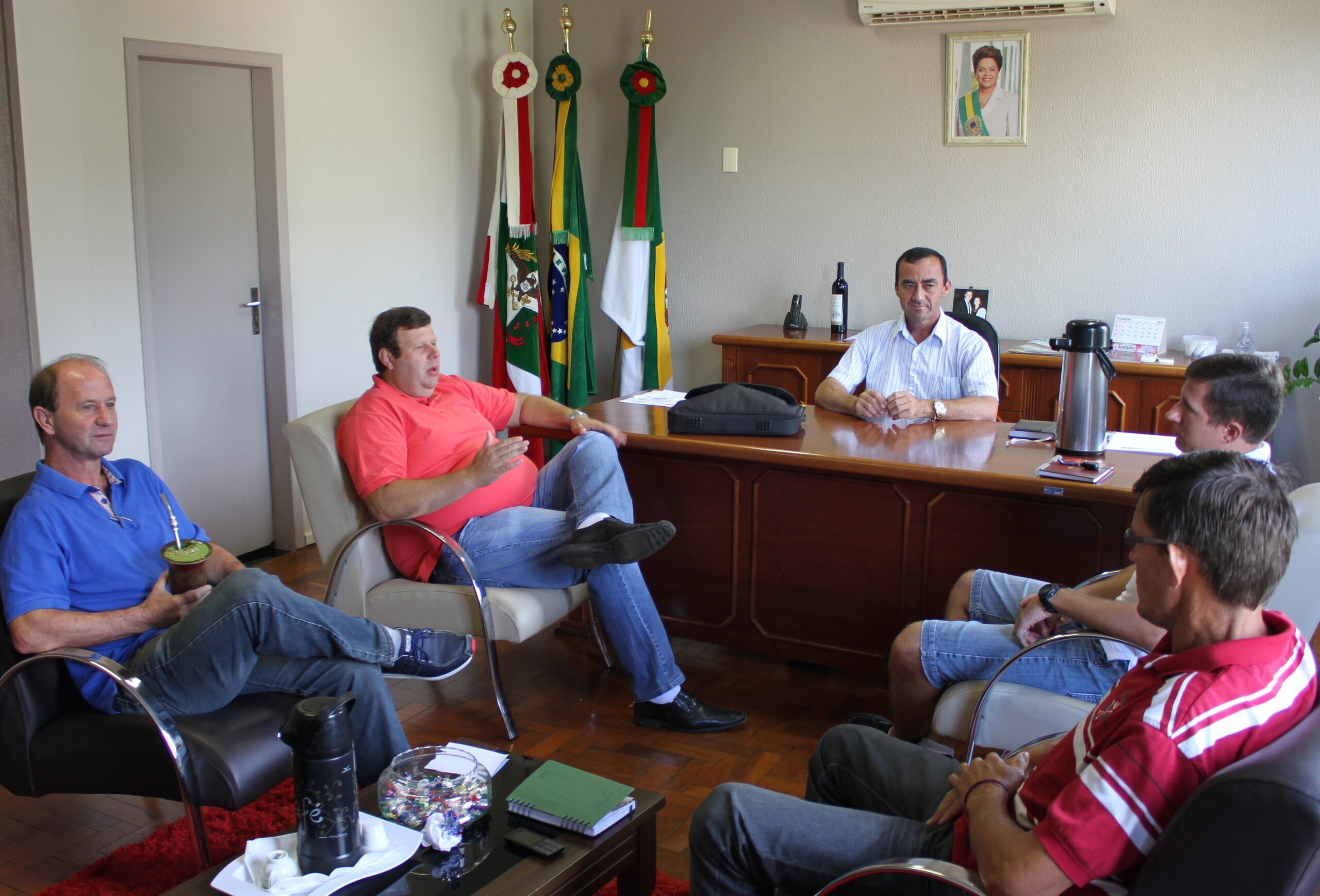 André esteve reunido com o prefeito Sadan, secretário Rogério, assessor Alexandre e presidente da CME Osmundo